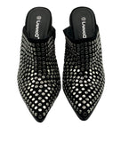 Zuecos Tachuelas