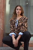 Blusa leopardo cuello bobo