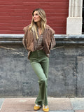 Jeans verde kaki botones dorados