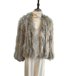 Chaqueta pelo natural crop gris