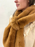Cuello pelo sintético brown