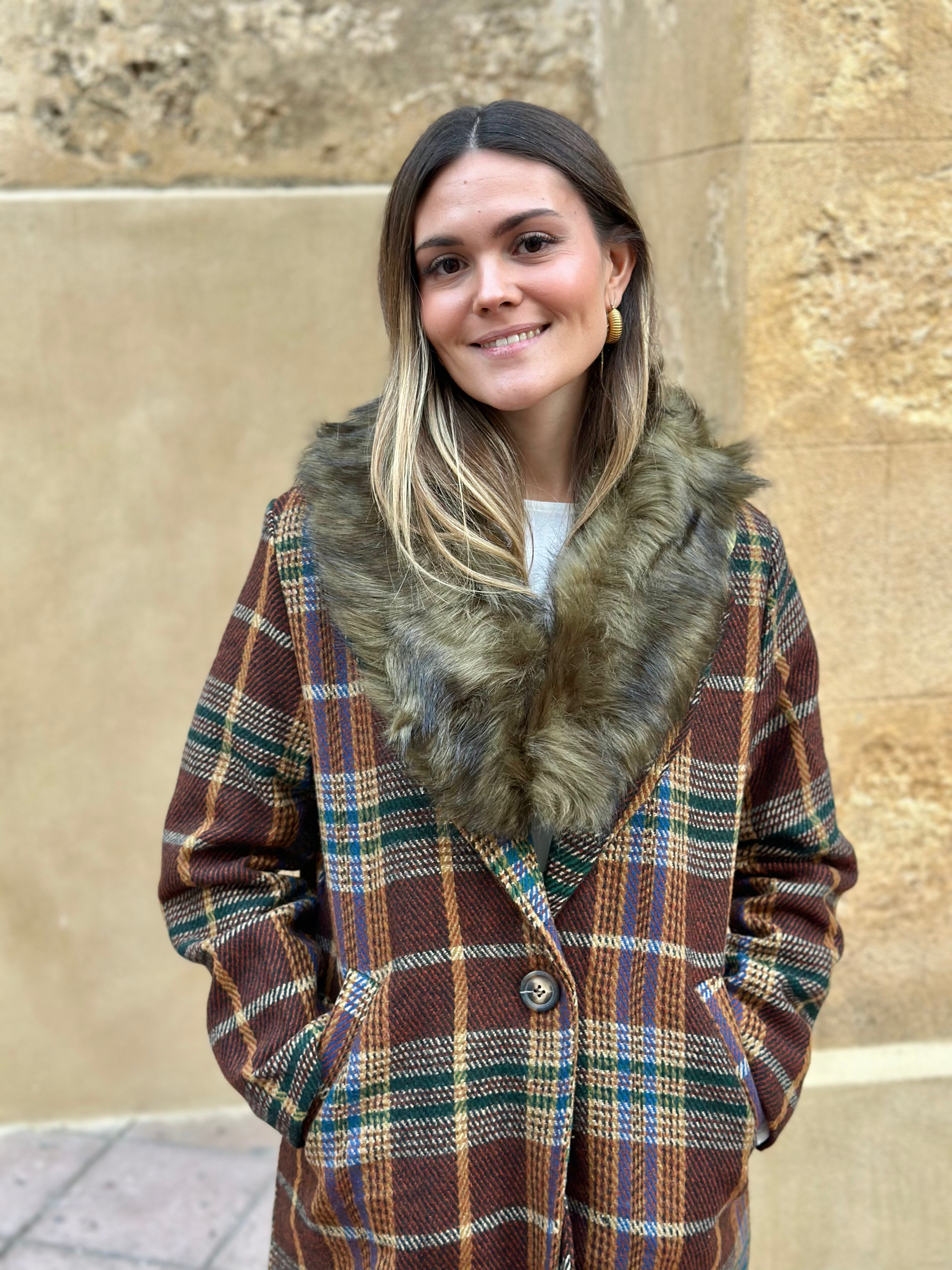 Blusa de hotsell pelo sintetico