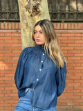 Blusa vaquera cuello engomado
