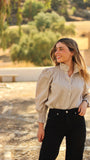 Blusa cuello engomado Beig