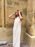 Vestido beige de lino atado al cuello