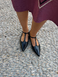Bailarina pico negra atada